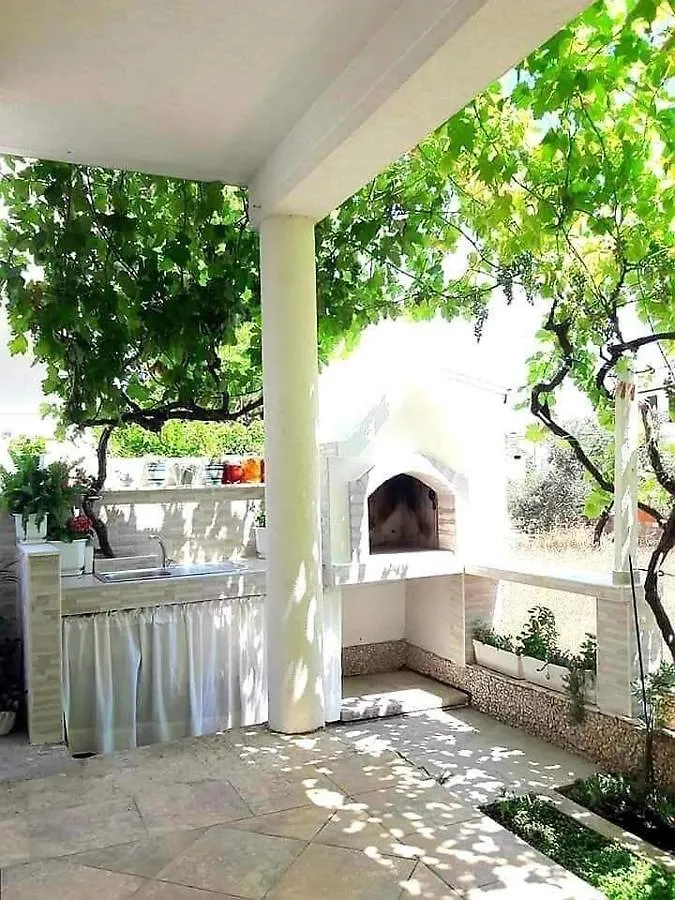 Apartment Anita Trogir